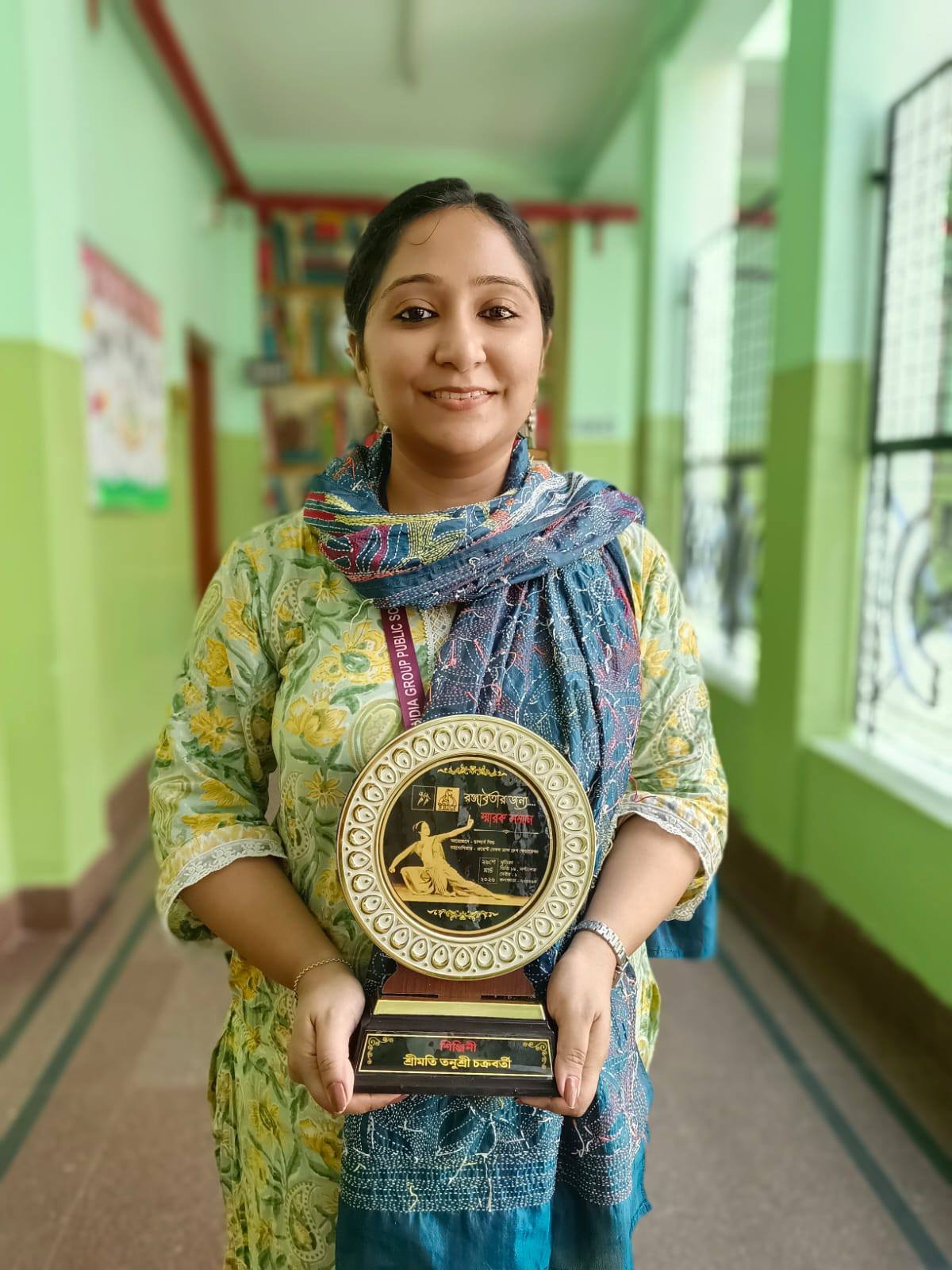 Award for “রঞ্জাবতীর জন্য” at the event “Ekaki”, organized by Dancers Guild in collaboration with the West Bengal Dance Group Federation.
